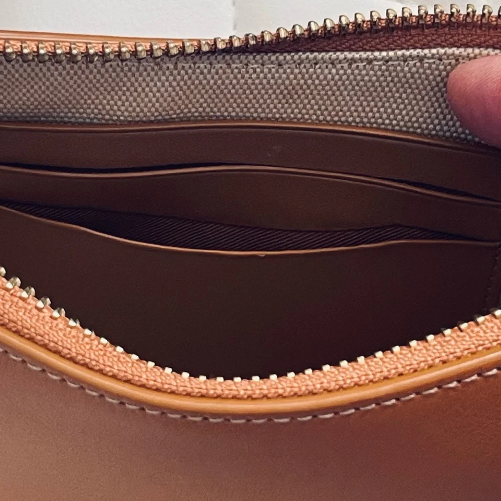 Coach Swinger 20 Caramel - Picture 7 of 15